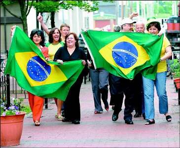Brasileiros mostraram for�a e determina��o no Canad�, destaca Dilma