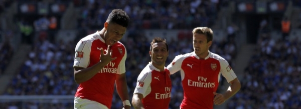 Arsenal despacha Chelsea e conquista t�tulo da Supercopa da Inglaterra