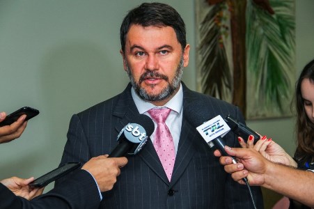 Tribunal de Justi�a desmembra a��o contra deputado Oscar Bezerra