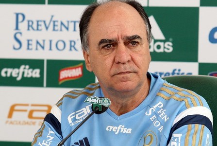 Marcelo Oliveira tem d�vidas no meio e no ataque