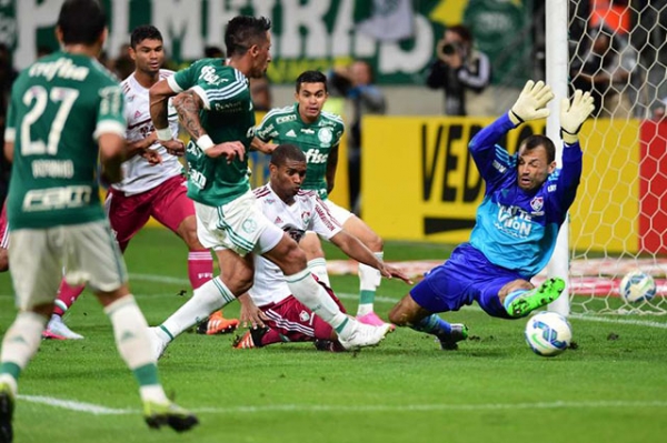 Palmeiras bate Fluminense nos p�naltis e vai � final da Copa do Brasil contra o Santos 