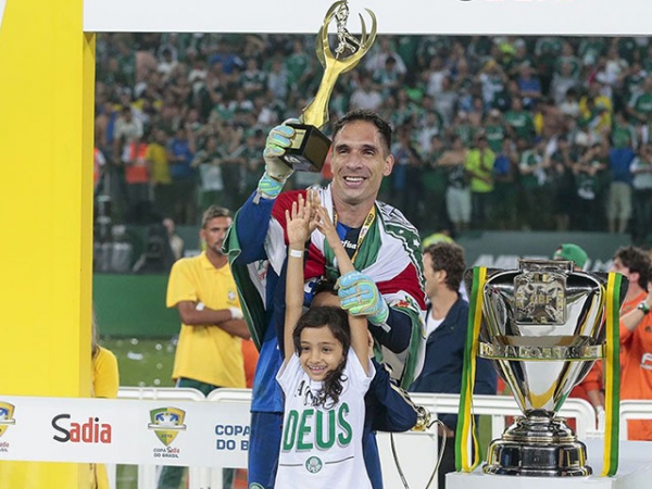 Fernando Prass bate p�nalti decisivo e d� t�tulo da Copa do Brasil para o Palmeiras