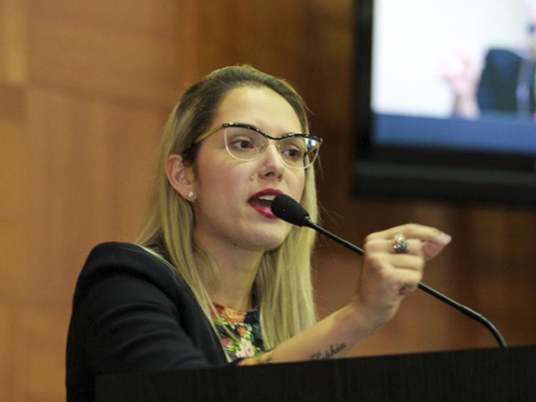 Janaina Riva faz balan�o do seu primeiro ano de mandato e fala dos recursos para Juara