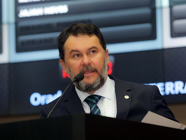 Oscar defende a derrubada do decreto 380 que altera ICMS em MT
