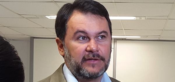 Oscar Bezerra prop�e C�mara Setorial para debater tratamento terap�utico alternativo