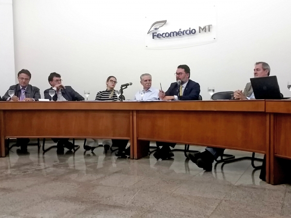 Governo recebe proposta sobre aplica��o do Decreto 380