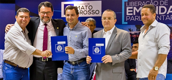 Deputado Oscar Bezerra consegue libera��o de mais de R$ 4,4 milh�es para Juara