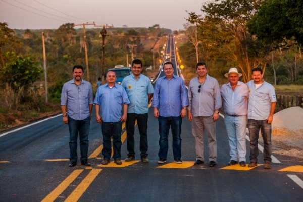 Oscar e Taques anunciam R$ 121 milh�es para regi�o Noroeste