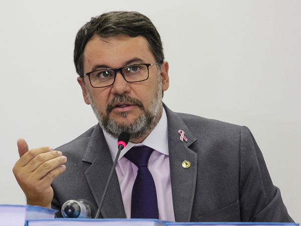 CPI recomenda rescis�o de contrato do VLT e a imediata retomada das obras