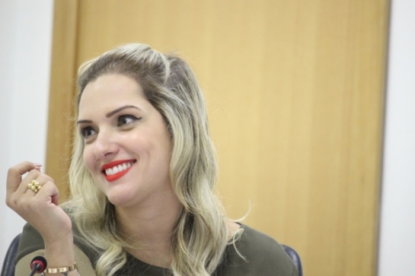 Projeto de Lei de Janaina Riva obriga governo do Estado a prestar contas de benef�cio fiscais