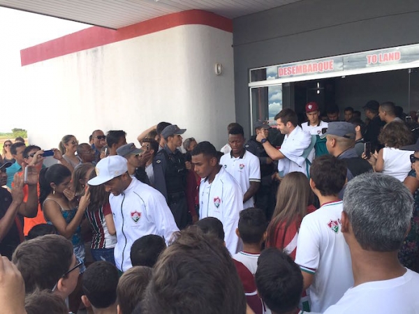 Delega��o do Fluminense j� est� em Sinop para jogo de hoje pela Copa do Brasil