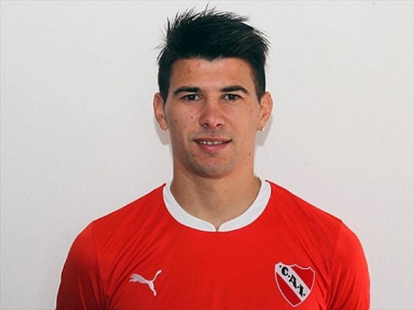 Inter anuncia contrata��o do zagueiro Victor Cuesta, do Independiente