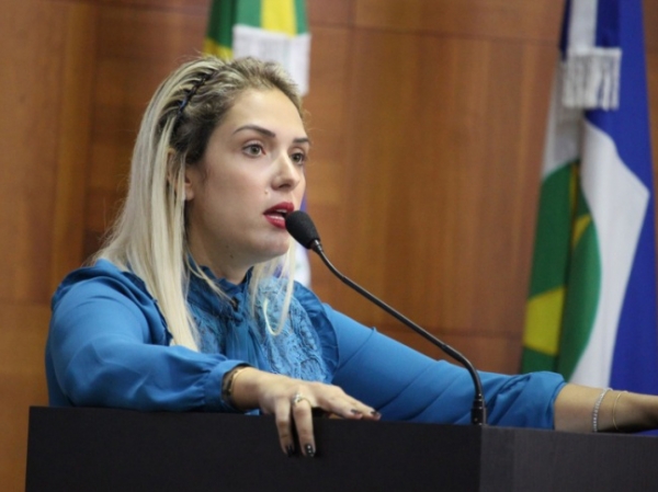 Deputada diz que governo de Taques � o pior da hist�ria de MT e pede que ele n�o interfira mais no Parlamento