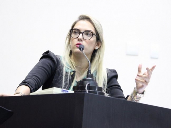Janaina vai � Justi�a garantir emenda que impede continuidade de cons�rcio nas obras o VLT