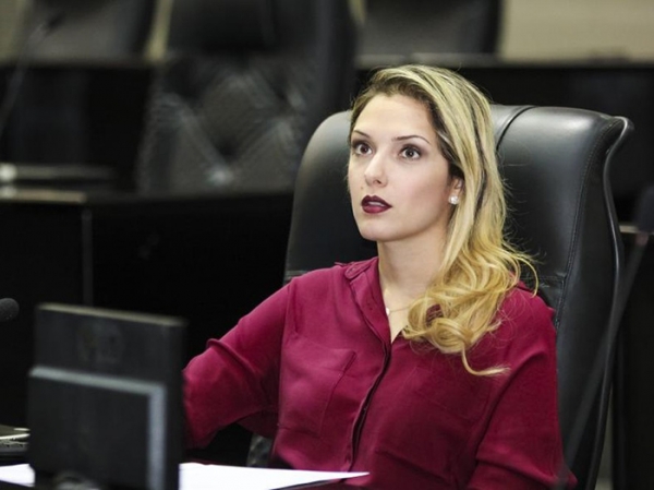 Deputada Janaina Riva emite nota sobre a divulga��o de grampos ilegais em Mato Grosso.