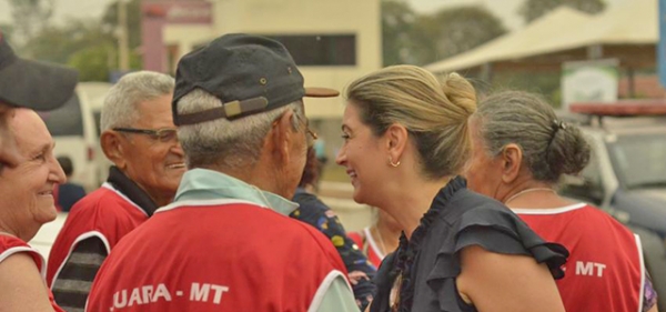 Prefeita Luciane Bezerra viaja � Ju�na para acompanhar os trabalhos da Caravana da Transforma��o 