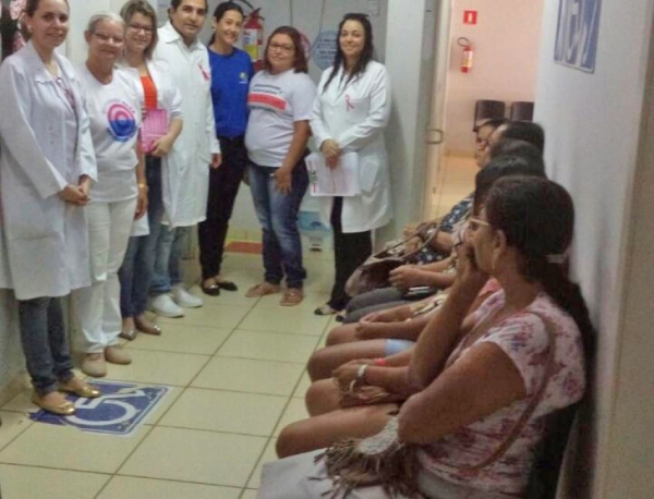 Palestras marcam o inicio do Outubro Rosa nas unidades de sa�de de Juara