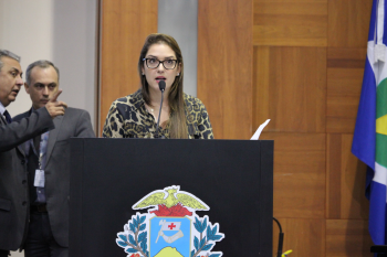 Deputada Janaina Riva encaminha demandas dos cidad�os quanto � crise na sa�de