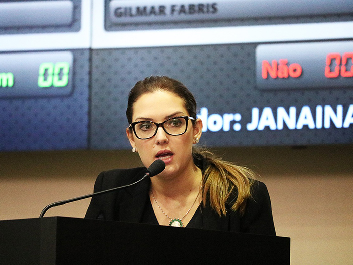 No caminho para a Nam�bia, Deputada Estadual Janaina Riva