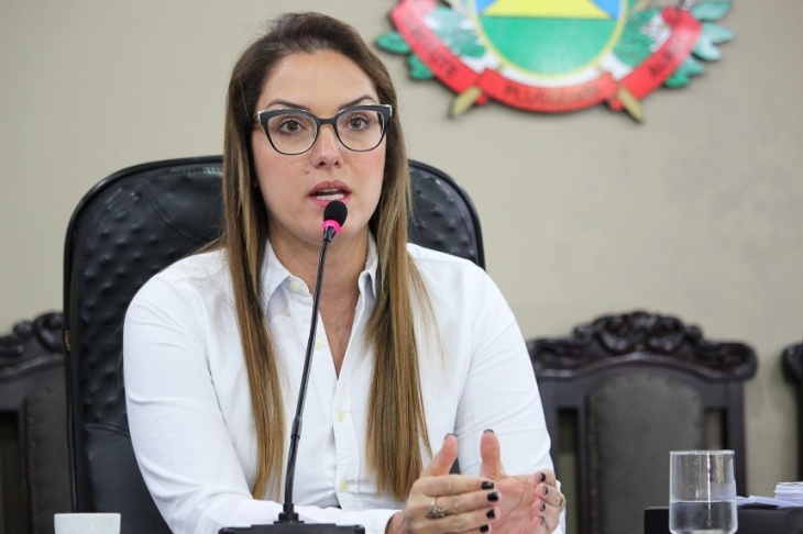 MPF acata representa��o de Janaina e investiga Taques por propaganda eleitoral extempor�nea