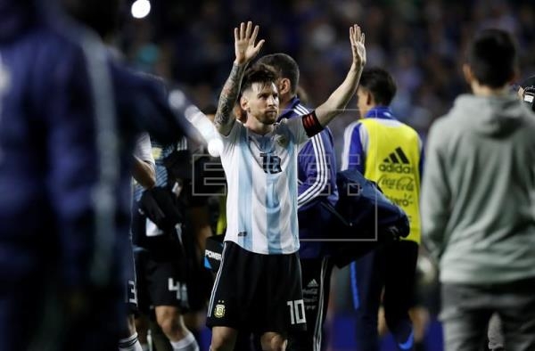 Argentina se despede da torcida com 3 gols de Messi e vit�ria sobre o Haiti