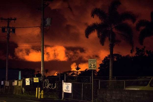 Rio de lava avan�a no Hava� e amea�a isolar bairros