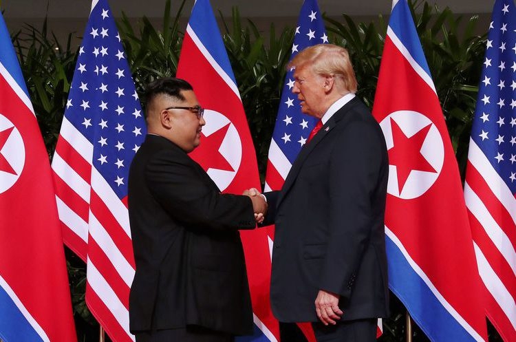 Imprensa dos EUA repercute reuni�o entre Trump e Kim Jong-un