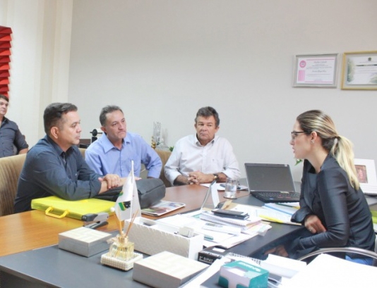 Deputada Janaina Riva viabiliza R$ 739.463 mil para constru��o da rodovi�ria de Aripuan�