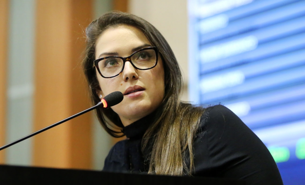 Para Janaina, Estado precisa dar garantia que dinheiro de empr�stimo ser� aplicado em �reas priorit�rias