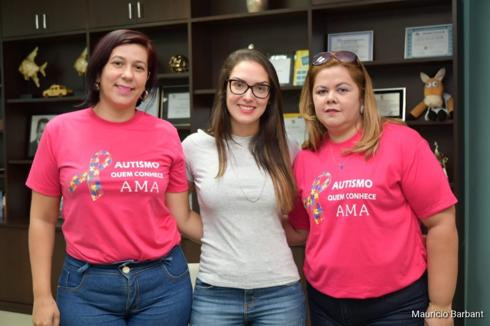 Lei da deputada Janaina Riva obriga com�rcios de MT a inserir s�mbolo mundial do autismo em placas de atendimento priorit�rios