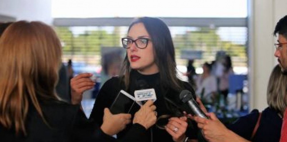 Janaina Riva recebe visita de embaixador da Alemanha