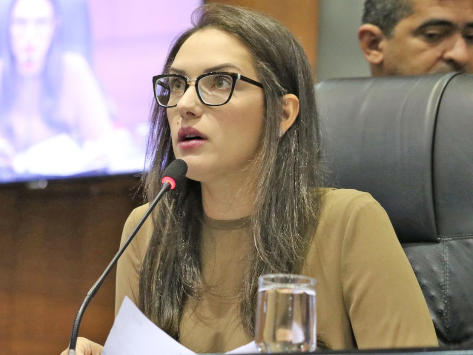  Deputada pede � Justi�a para ser assistente da acusa��o no caso dos grampos ilegais