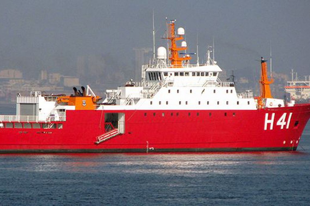 Brasil envia navio polar para ajudar nas buscas por avi�o chileno
