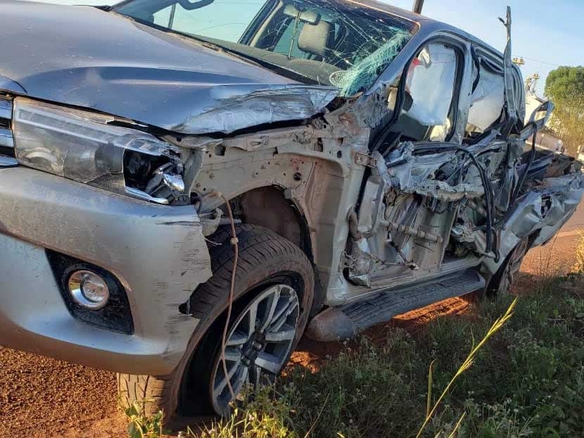 Produtor rural Didi Carvalho sofre grave acidente em Novo Paran� e escapa ileso.