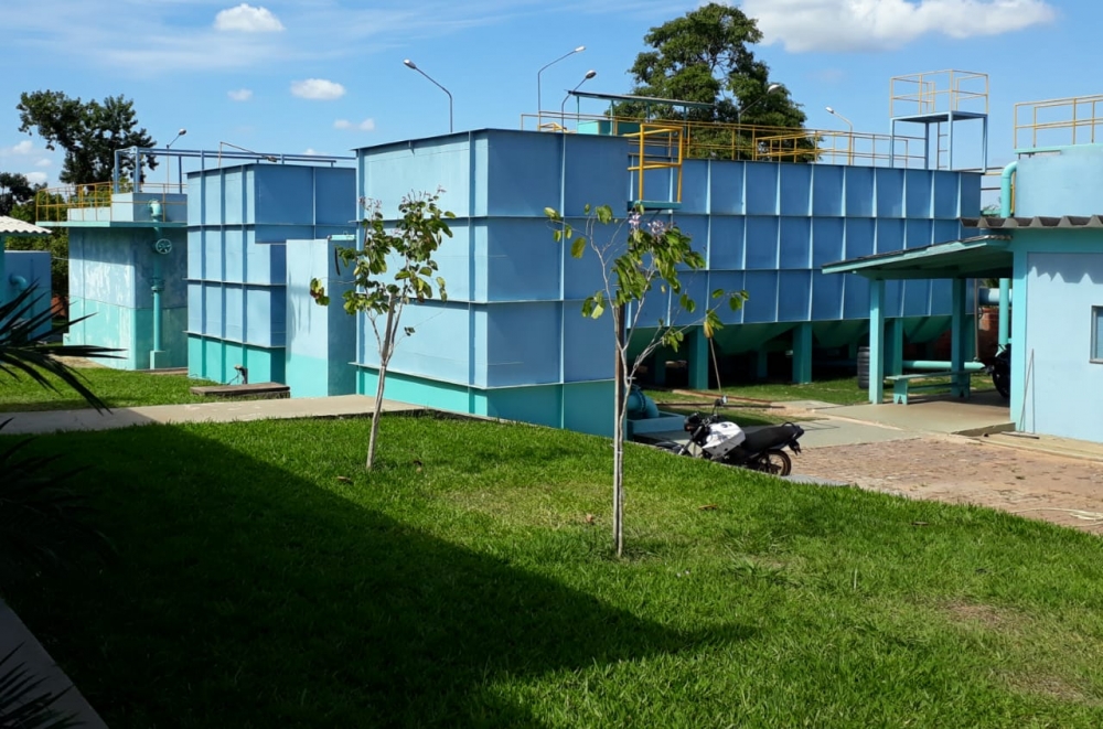 Munic�pio assina termo de reequil�brio econ�mico com a concession�ria �guas de Juara.