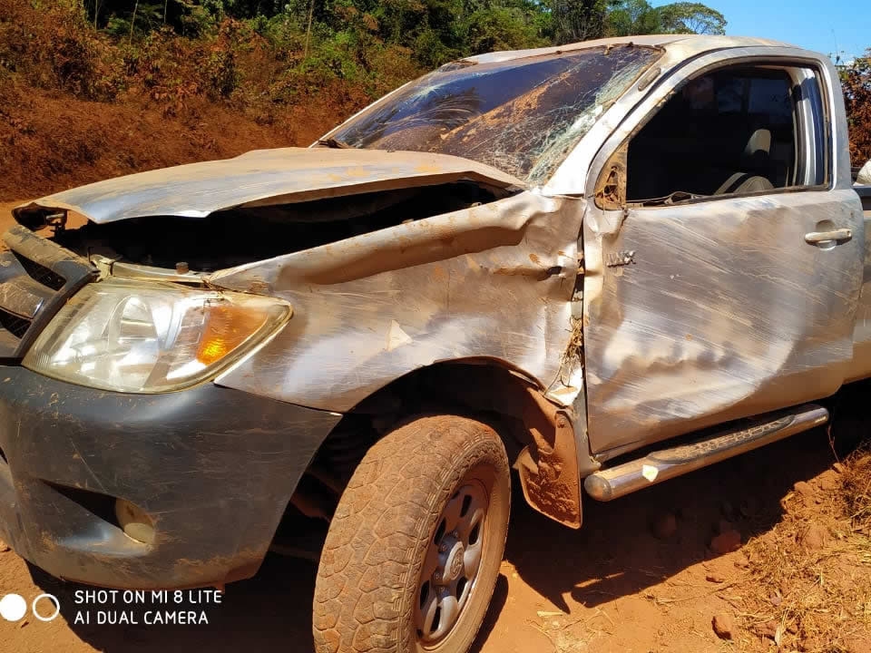 Acidente da estrada de Paranorte deixa caminhonete danifica e ocupantes n�o se feriram com gravidade