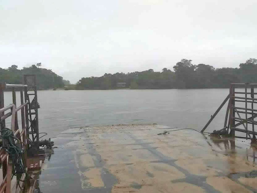 Balseiro da Fazenda Mar�lia cai no rio e desaparece nas �guas do Rio Arinos. 