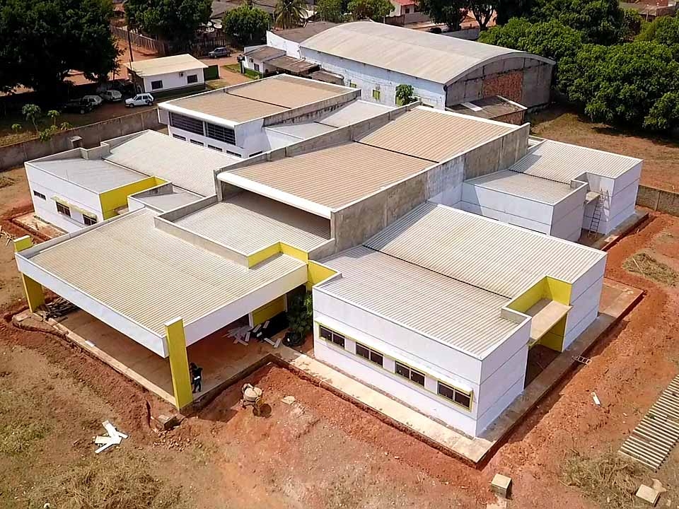 Obra do Centro de Especialidade e Reabilita��o de Juara j� est� em fase de conclus�o.
