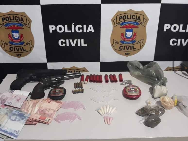 Pol�cia Civil de Juara prende traficante de drogas com armas de fogo e muni��es