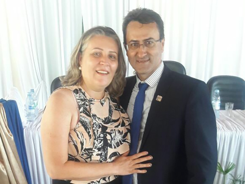 Estado de sa�de do prefeito Silvano Neves � grave, mas est�vel, diz esposa.