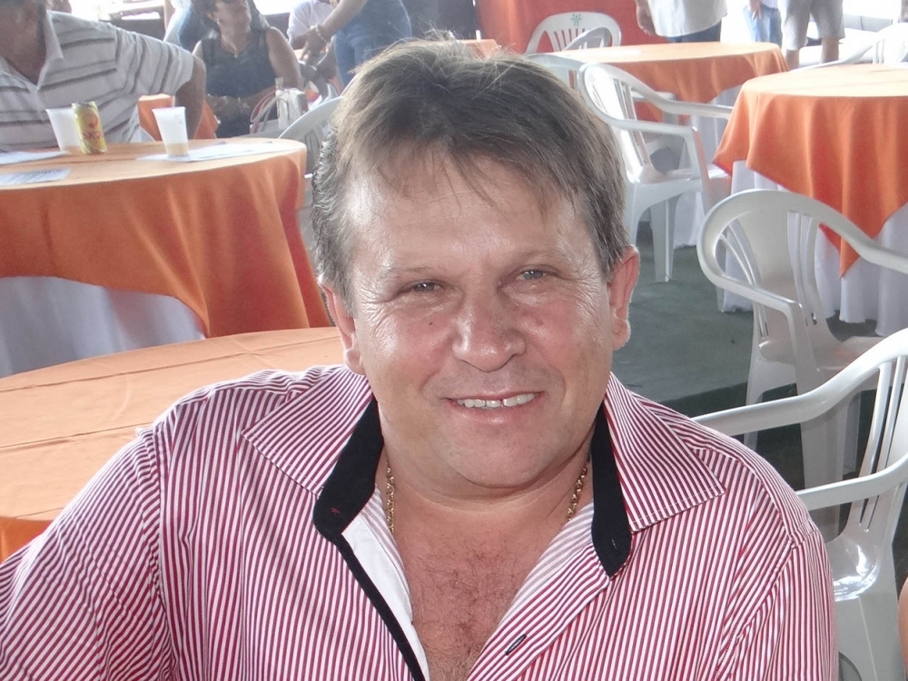Laudo de m�dico legista diz que Ferradura foi alvejado com tr�s disparos a queima roupa.