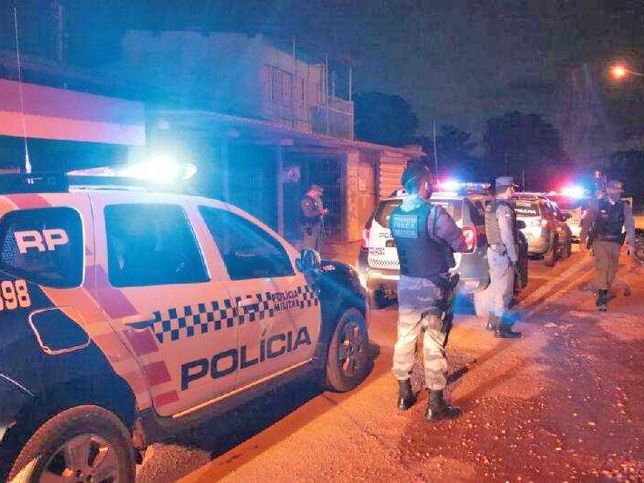 Dupla � presa suspeita de roubar e sequestrar idoso de 73 anos durante o Ano Novo em Tabapor�