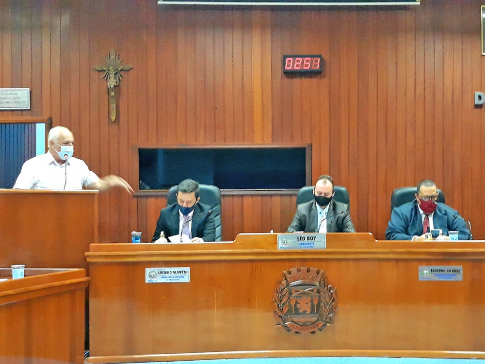 Prefeito Carlos Sirena participou da sess�o de abertura do ano legislativo na C�mara de Vereadores de Juara. 