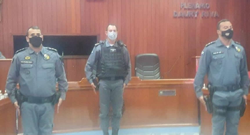 O mais alto comando da PM/MT veio � Juara prestigiar a posse do novo comandante do 21� BPM.