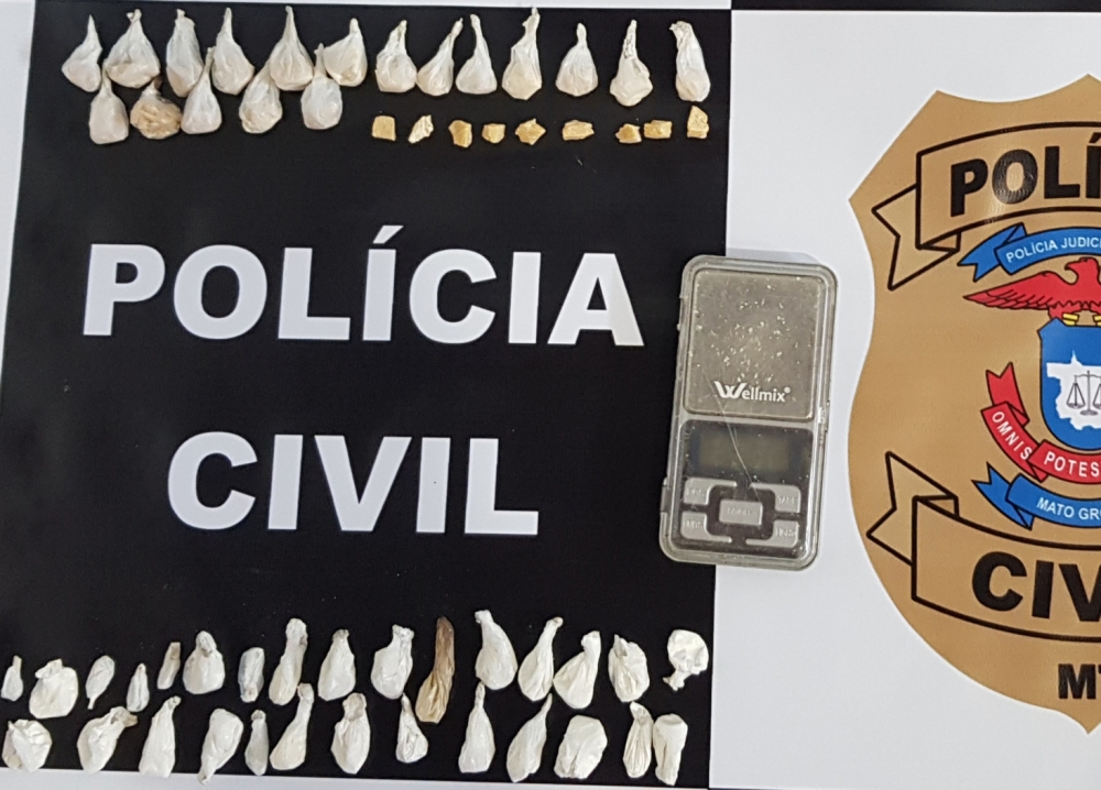 Mulher que traficava drogas � presa pela Pol�cia Civil de Juara.