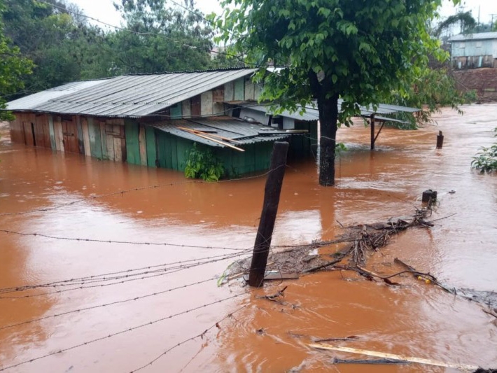 Balano da Defesa Civil aponta 19 municpios atingidos pelas fortes chuvas no Paran