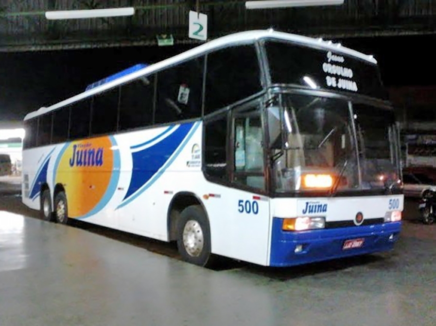 Por falha na licitao, Viao Juna fica impedida de pegar passageiros em todas as cidades do Vale do Arinos.