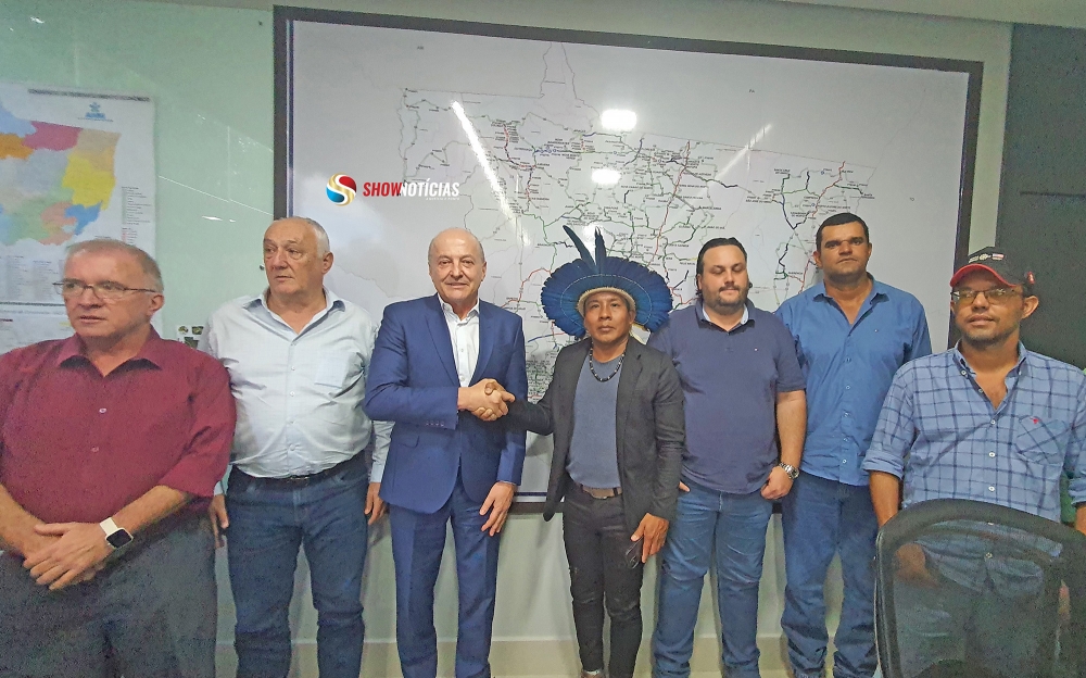 Produtores que foram  Cuiab comemoram deciso do governador Mauro Mendes sobre asfalto da MT 338.