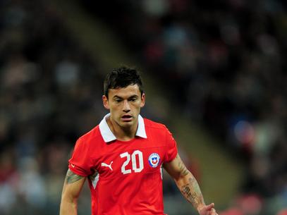 Inter confirma contrata��o de meia da sele��o chilena por empr�stimo