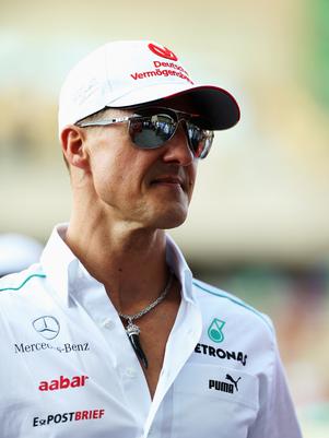 Jornal: Schumacher responde a instru��es e se comunica com os olhos